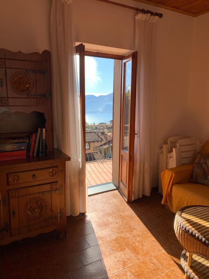 Casa Savina - Stupenda Vista Lago E Monti Plesio Bagian luar foto