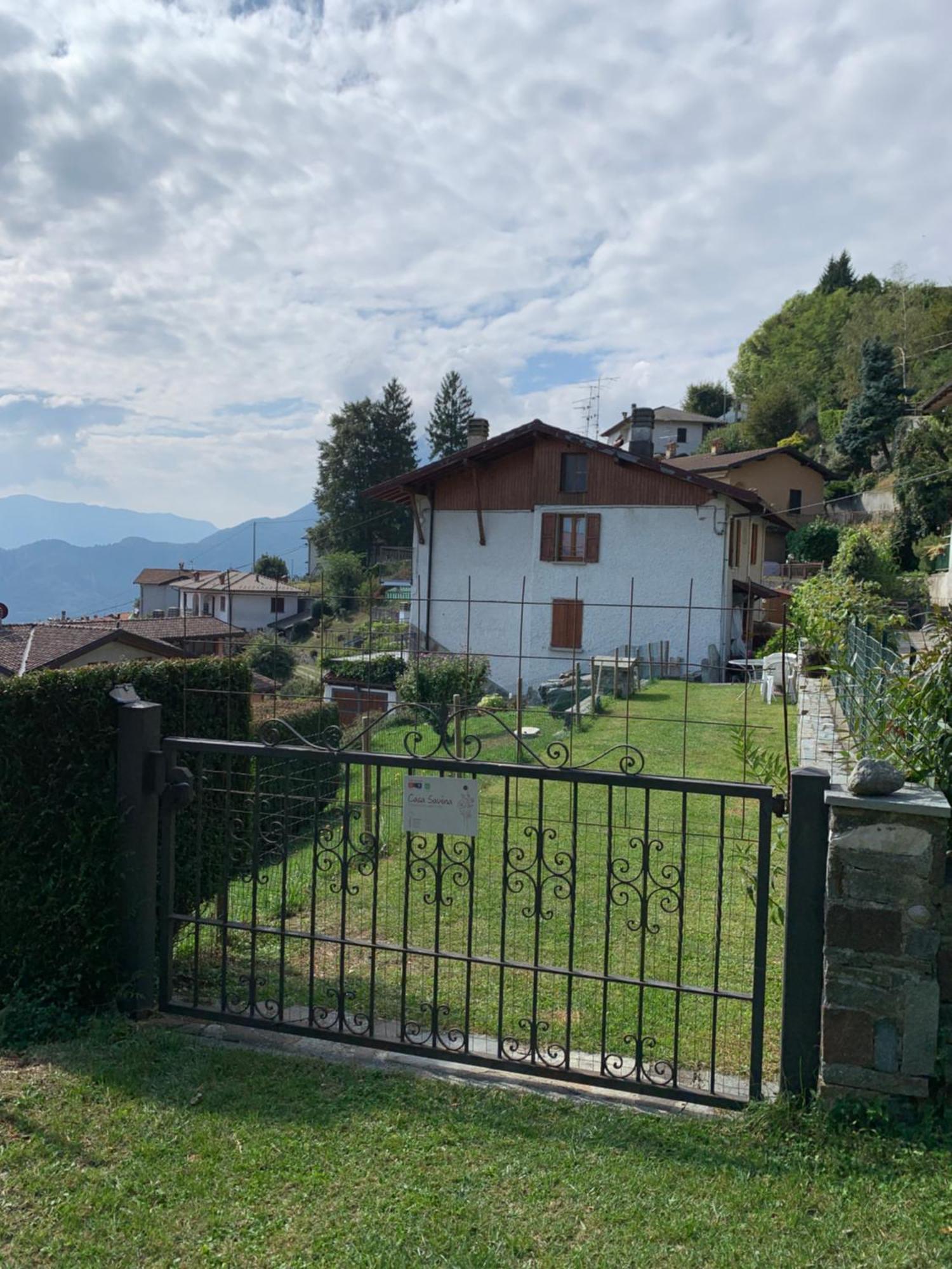 Casa Savina - Stupenda Vista Lago E Monti Plesio Bagian luar foto